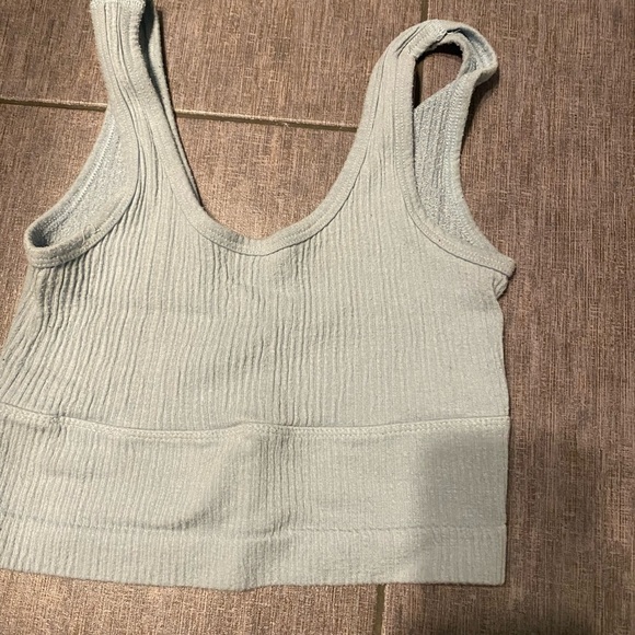 American eagle crop top - Picture 2 of 3